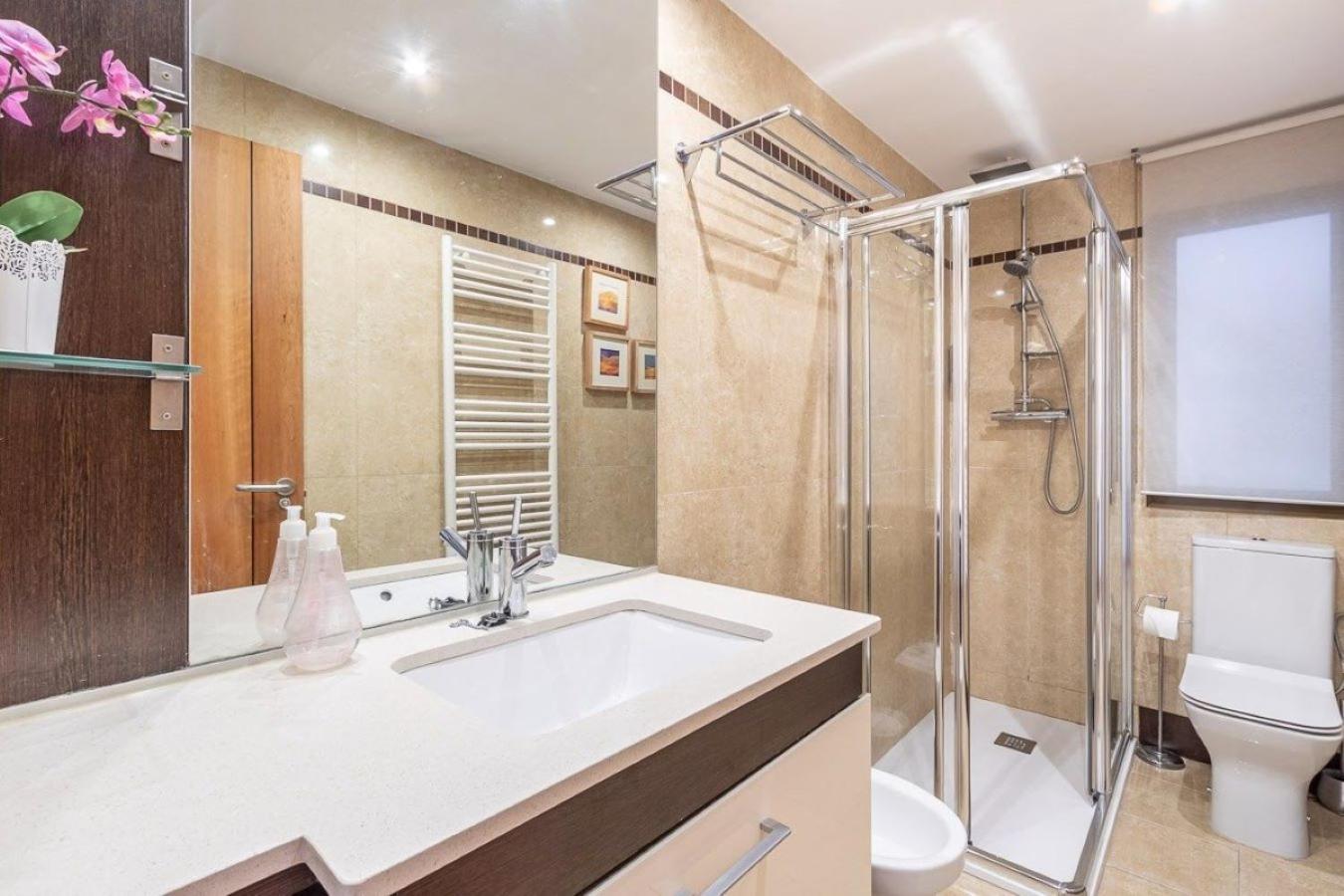 Tuguest Castaneda Apartment Granada Dış mekan fotoğraf