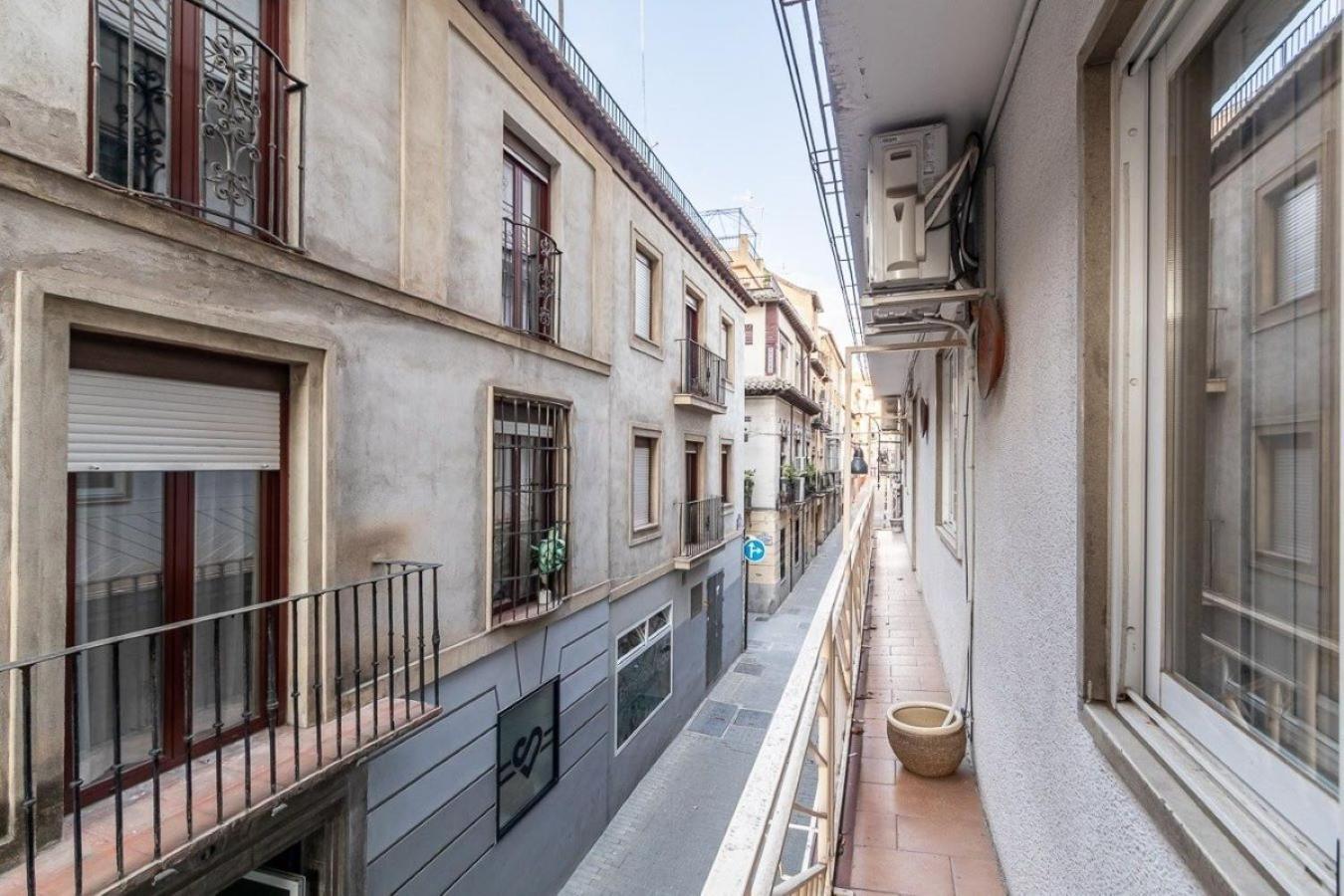Tuguest Castaneda Apartment Granada Dış mekan fotoğraf